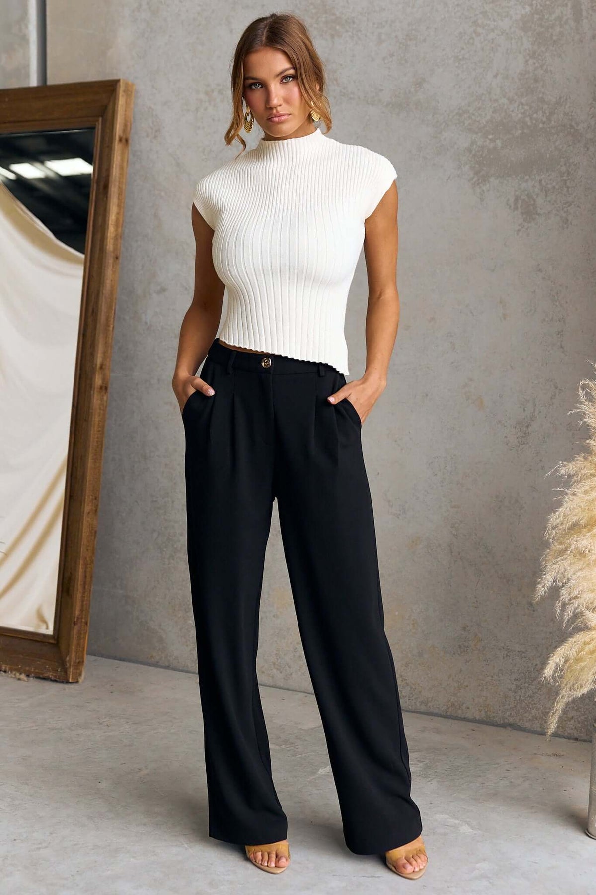 Poised Top