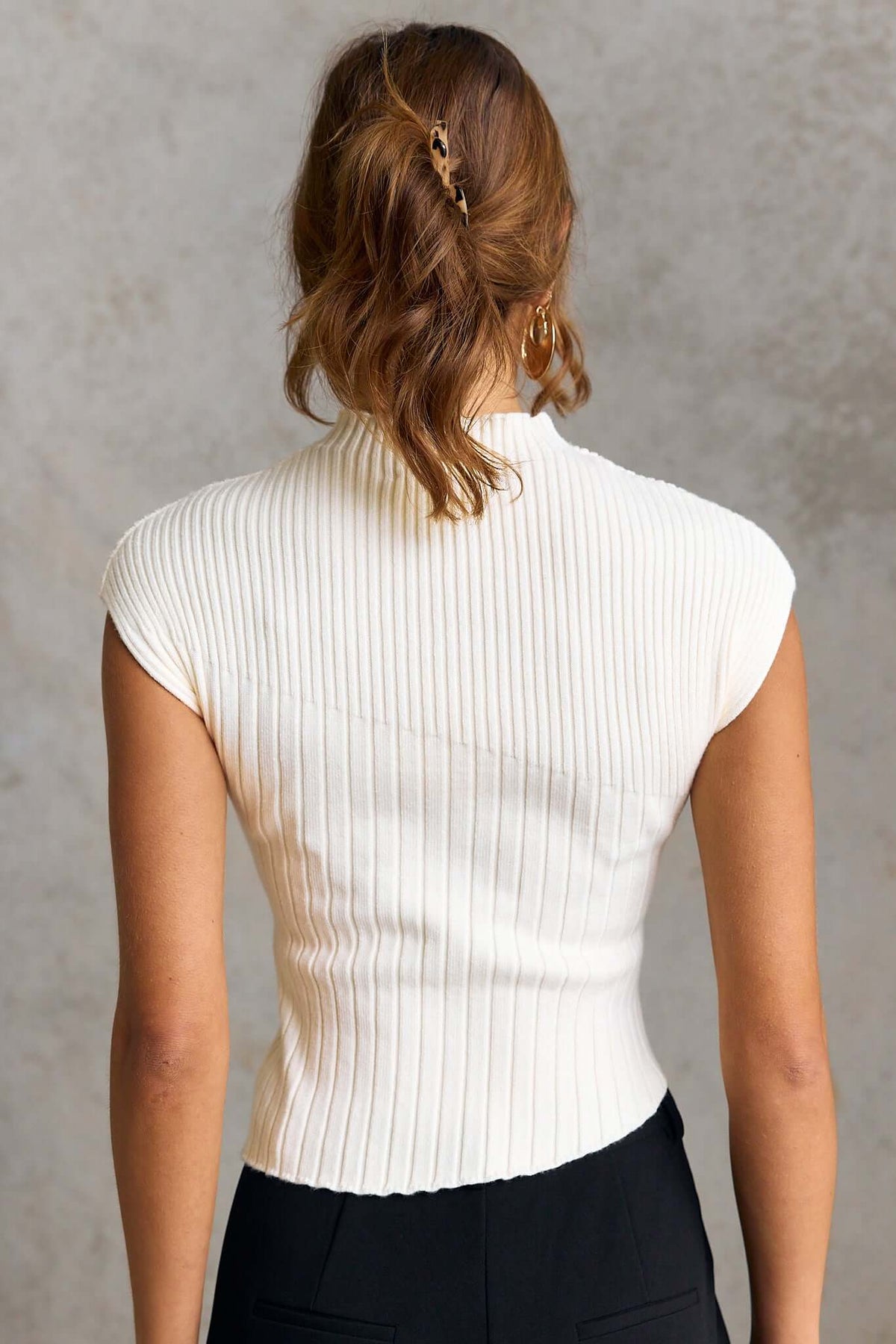 Poised Top