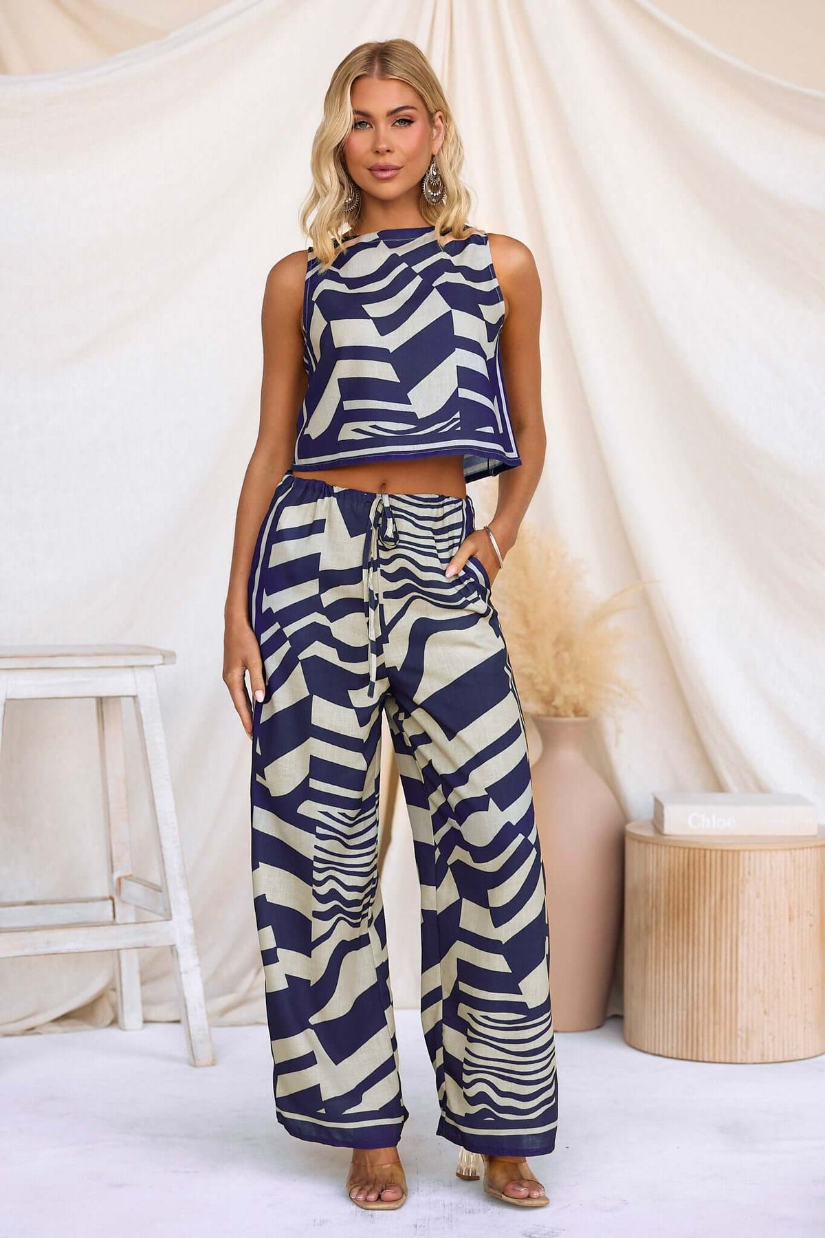 Noir Arcadia Top